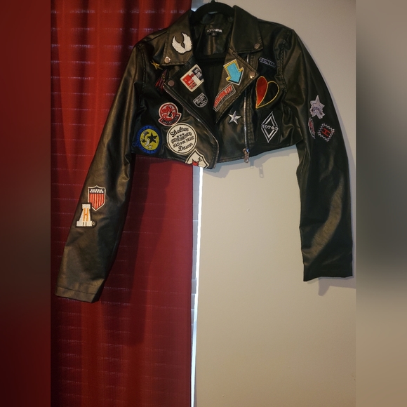 Cool crop top light jacket - Picture 4 of 11